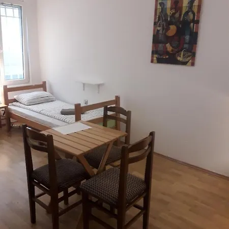 Jasmin Pensión Belgrado